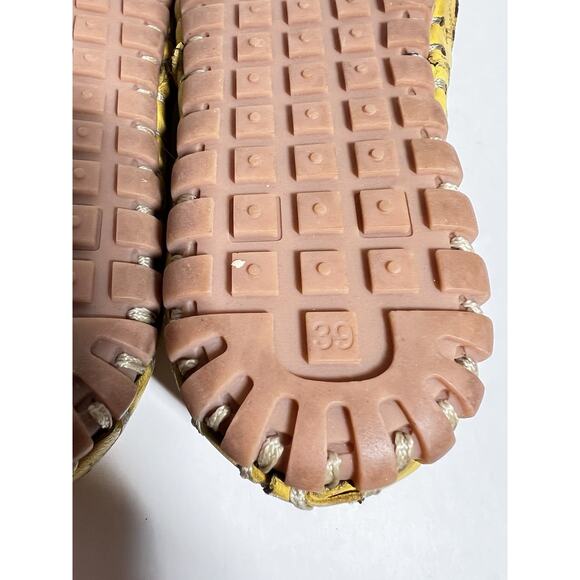 Spring Step NEW Yellow Leather Flowerflow Cutout Flats Shoe Loafer 39 EU 8.5 US - Picture 7 of 7